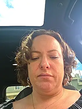 julimonroe webcam