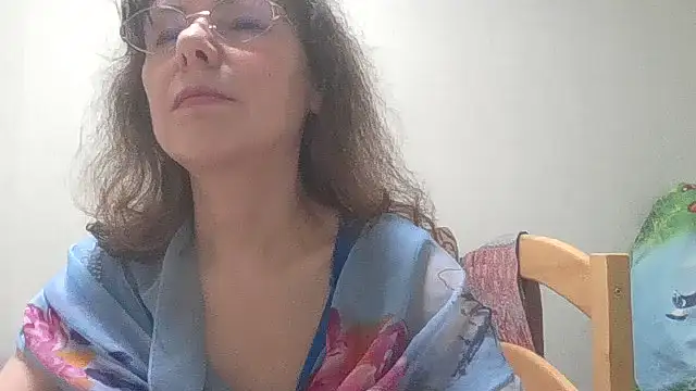 HollyJewel webcam