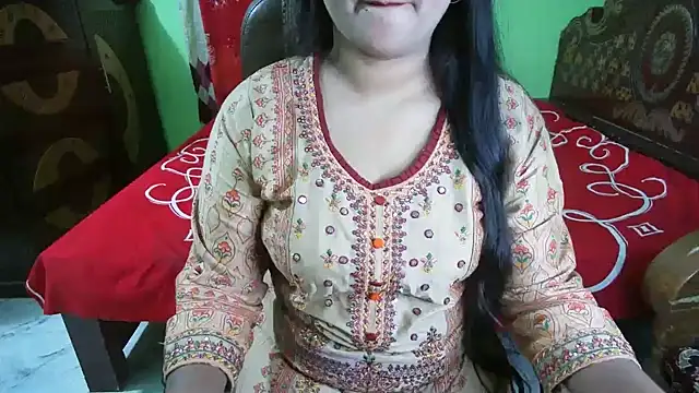 BengaliQueenStar webcam