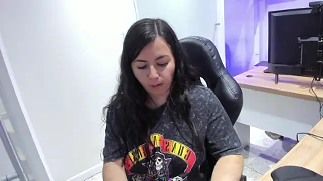 Kimkalifa_ webcam