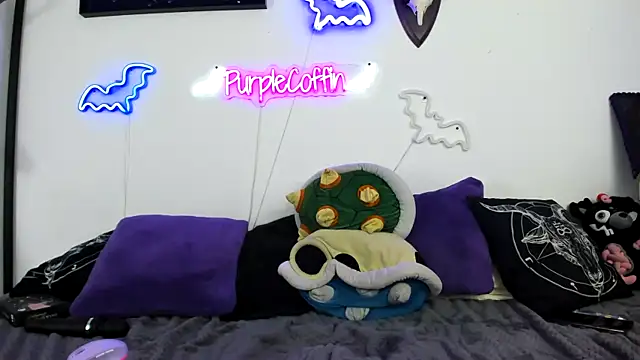 Purple_Coffin666 webcam