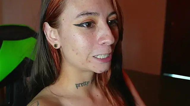 Michell_Wallker webcam
