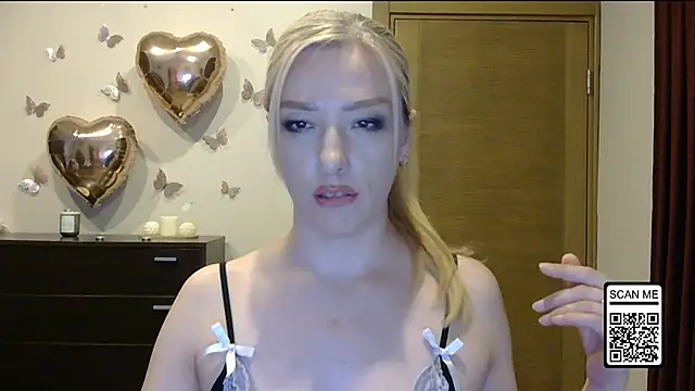Wild_Silk_Desire webcam
