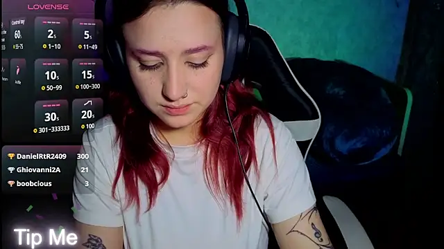 Mini_Lady1 webcam
