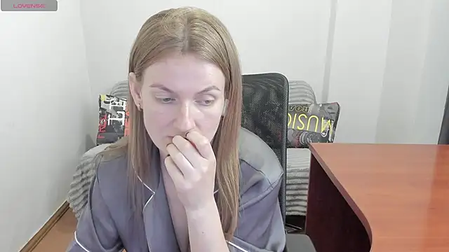 Alisha_Skyes webcam