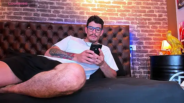 damian_bull webcam