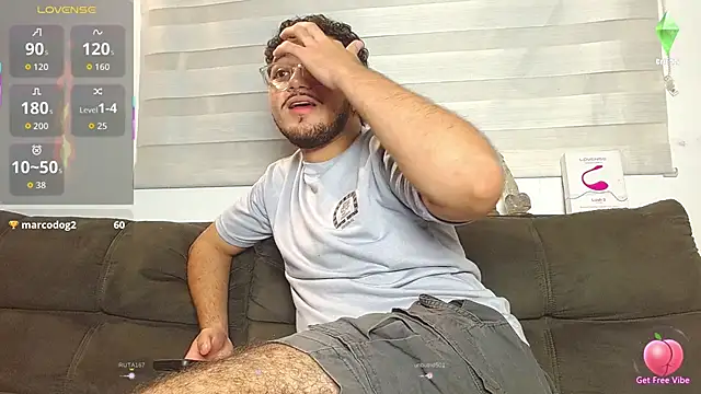 Zac_Golden webcam
