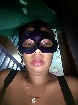 aarti03fb webcam