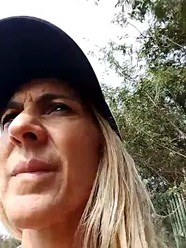 Monita_Med webcam