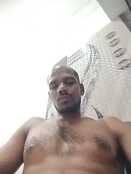 Daddyishere_19 webcam