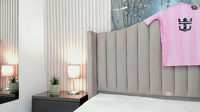 Karina_Towers webcam