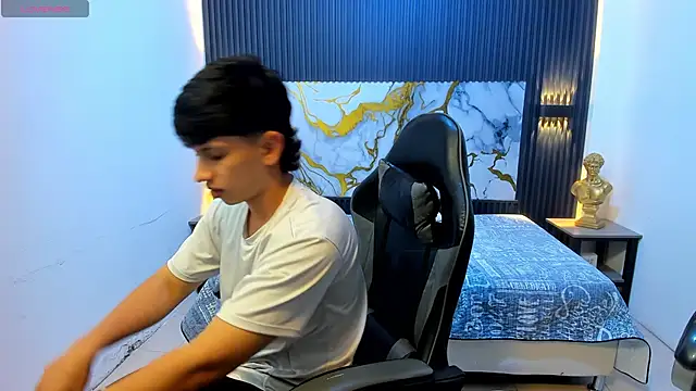 AdrianFranko webcam