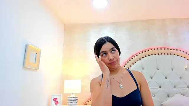 AlenaColeman webcam