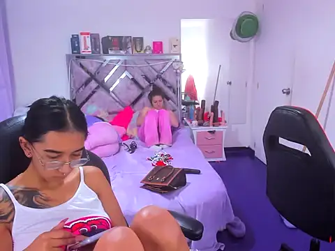 naomi_johnson webcam