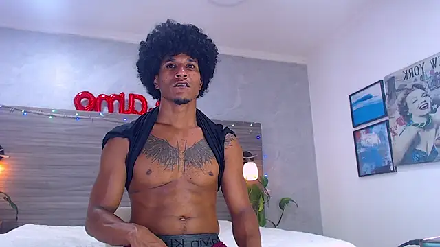 Dilan_Hall webcam