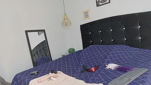 Made_cristine webcam