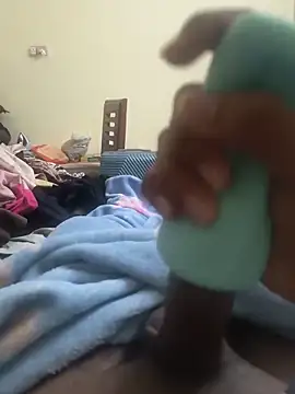 brownhydboi_afterdark (M twink) - Get my boyfriend and have sex