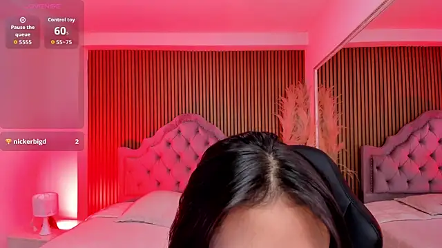 GabyOwens1 webcam