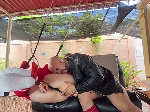Neil_and_isaac webcam