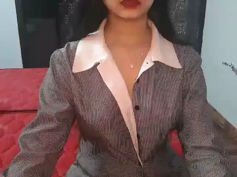 urvashi_rai webcam