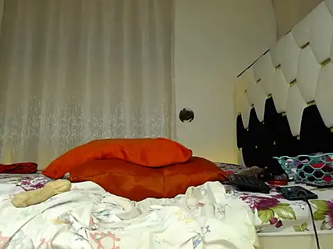 VIVIANSARAH webcam