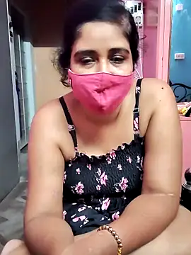 Rulali_44 live cam on StripChat