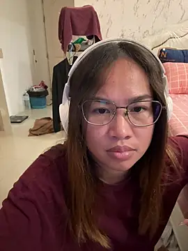 Ponthip webcam
