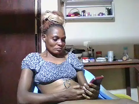 Ebonyqueen4