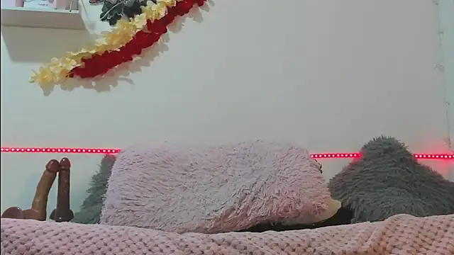 Rihanna_Flex webcam