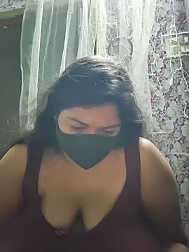 Liyaa_24 webcam