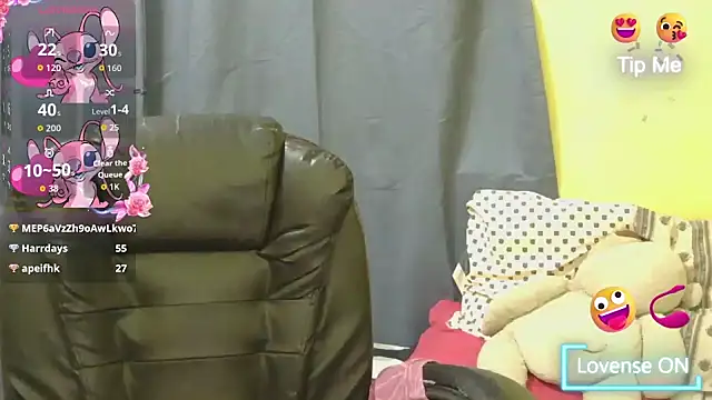 HornyAsian4uxx webcam