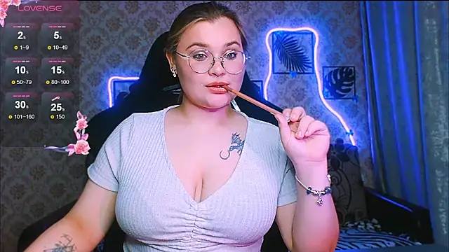 InLoveWithLife26 webcam