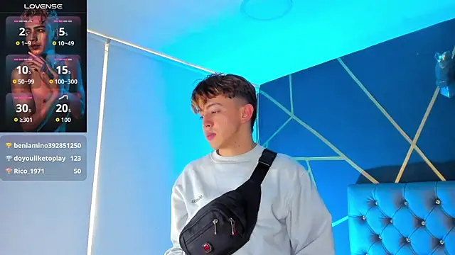 Lian_Miller1_ webcam