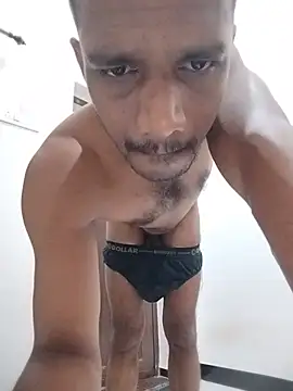 Daddyishere_19 webcam