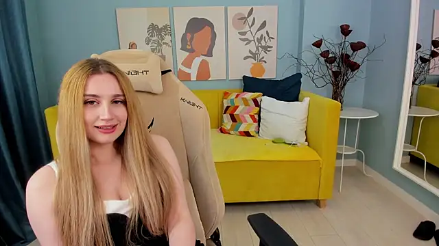 Alyaxnx webcam