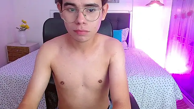 jack__tomas webcam