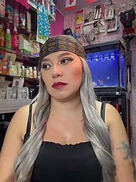 TamySweetness live cam on StripChat