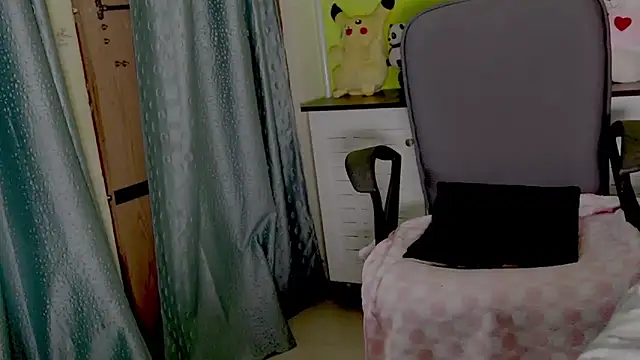 sexyhoney27 webcam