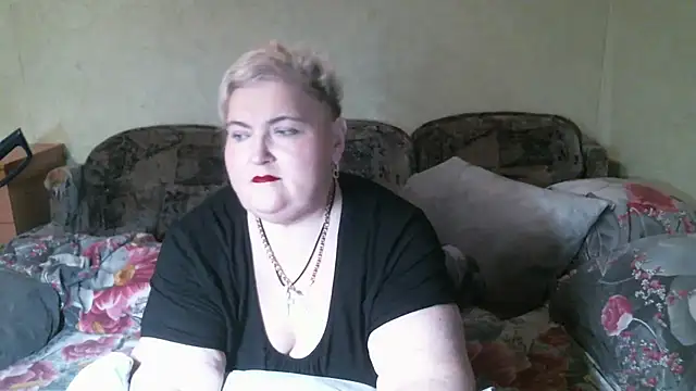 Lana555 live cam on StripChat