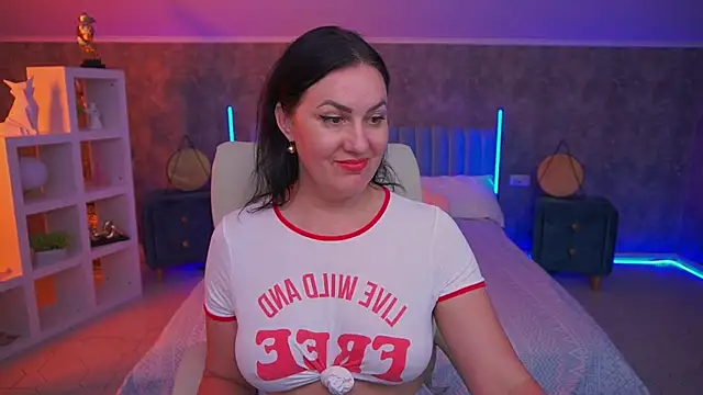 VelvetLuck live cam on StripChat