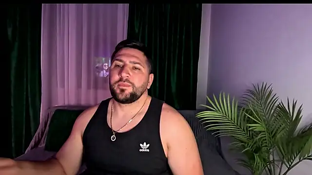 Gold_Alpha_Boy webcam
