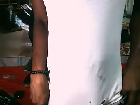 IndianThuggin webcam