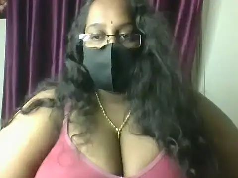 hootypriya webcam