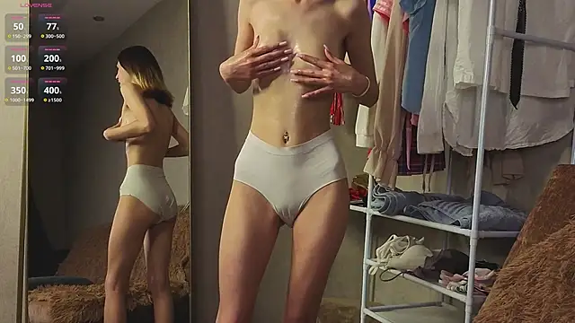ChristiaHorde webcam