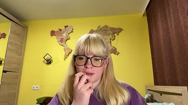 LeslyKelly