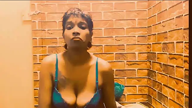 Fuckable_Nasty_MILF webcam