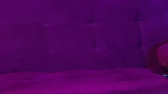 Daliana_Gounbolt webcam