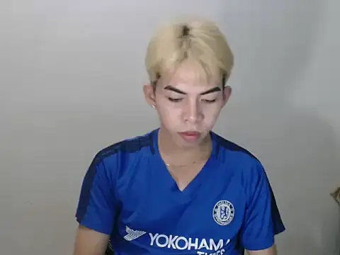 Urhotsilverboy webcam
