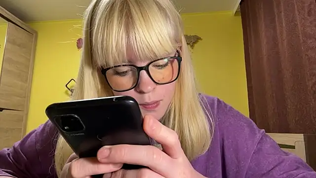 LeslyKelly webcam