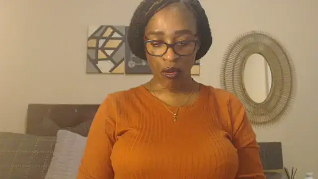 Creamyass22 webcam